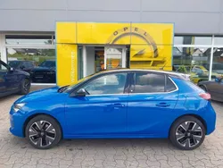 Blau Gebraucht 2022 Opel Corsa-e Ultimate Kleinwagen | 17.390 € (Fairer Preis)
