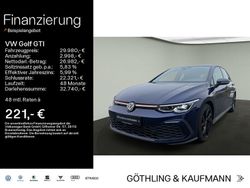 Atlantic blue metallic Gebraucht 2023 VW Golf VIII GTI Limousine | 28.888 € (Guter Preis)