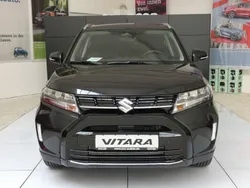 Schwarz Neu 2025 Suzuki Vitara Comfort+ SUV | 27.990 € (Teuer)