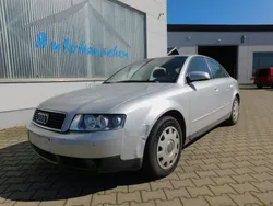 Silber Gebraucht 2001 Audi A4 Limousine | 999 € (Superpreis)