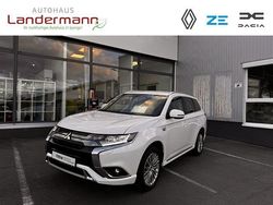 Weiß Gebraucht 2021 Mitsubishi Outlander P-HEV Limousine | 23.490 € (Fairer Preis)