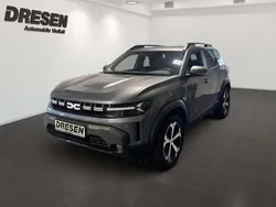 Grau Gebraucht 2024 Dacia Duster Journey SUV | 26.450 € (Guter Preis)