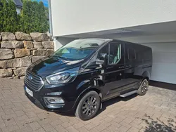 Schwarz Gebraucht 2021 Ford Tourneo Custom Titanium X Van / Kleinbus | 36.450 € (Guter Preis)