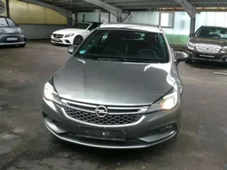 Quarz grau Gebraucht 2019 Opel Astra Dynamic Kombi | 15.990 € (Fairer Preis)