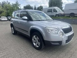 Brilliantsilber metallic Gebraucht 2010 Skoda Yeti Ambition SUV | 3.999 € (Fairer Preis)
