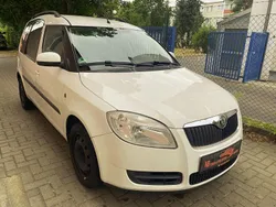 Weiß Gebraucht 2009 Skoda Roomster Plus Edition Kombi | 3.490 € (Fairer Preis)