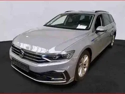 Mondsteingrau Gebraucht 2022 VW Passat Pro Kombi | 25.890 € (Fairer Preis)