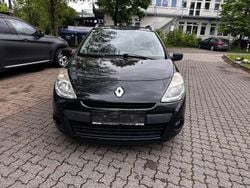 Schwarz Gebraucht 2011 Renault Clio II Expression Limousine | 1.499 € (Superpreis)