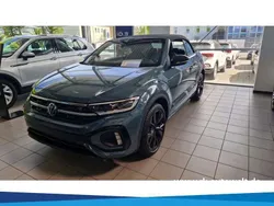 Blau Gebraucht 2024 VW T-Roc Cabriolet R-line Cabrio | 39.700 € (Teuer)