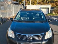 Schwarz Gebraucht 2011 Toyota Avensis Kombi | 4.550 € (Guter Preis)