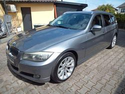 Spacegrau metallic Gebraucht 2011 BMW 325 Sport Line Kombi | 16.990 € (Teuer)