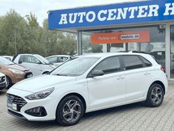 Weiß Gebraucht 2022 Hyundai i30 Edition 30 Limousine | 16.590 € (Fairer Preis)