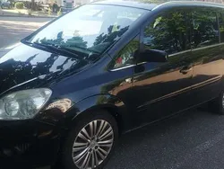 Schwarz Gebraucht 2008 Opel Zafira Innovation Van / Kleinbus | 4.500 € (Etwas zu teuer)