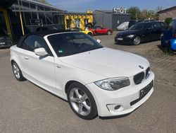 Weiß Gebraucht 2011 BMW 120 Cabriolet Sport Line Cabrio | 5.790 € (Superpreis)