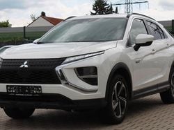 Weiß Gebraucht 2022 Mitsubishi Eclipse Cross Basis SUV | 19.990 € (Superpreis)