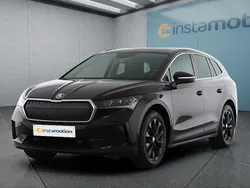 Schwarz Gebraucht 2022 Skoda Enyaq iV SUV | 34.799 € (Fairer Preis)