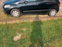 Schwarz Gebraucht 2006 Mercedes B150 Van / Kleinbus | 1.350 € (Guter Preis)