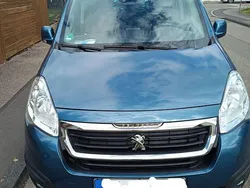 Blau Gebraucht 2018 Peugeot Partner Tepee Allure Van / Kleinbus | 12.500 € (Fairer Preis)