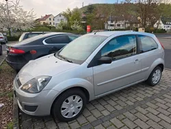 Silber Gebraucht 2008 Ford Fiesta Kleinwagen | 3.500 € (Etwas zu teuer)