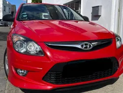 Rot Gebraucht 2011 Hyundai i30 Limousine | 3.300 € (Guter Preis)