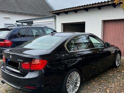 Schwarz Gebraucht 2014 BMW 328 Luxury Line Limousine | 19.900 € (Fairer Preis)