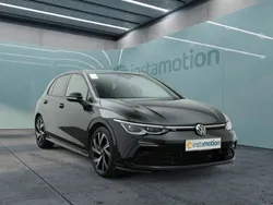 Schwarz Gebraucht 2024 VW Golf VIII R-line Limousine | 34.250 € (Etwas zu teuer)