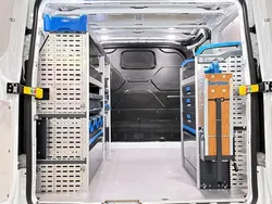 Weiß Gebraucht 2022 Ford Transit Custom Van / Kleinbus | 22.990 € (Fairer Preis)