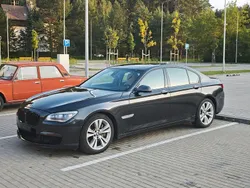 Schwarz Gebraucht 2013 BMW 750 Performance Limousine | 10.500 €