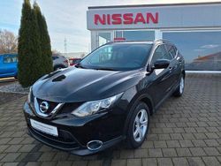 Schwarz Gebraucht 2017 Nissan Qashqai N-Connecta SUV | 13.980 € (Guter Preis)