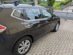 Grün Gebraucht 2016 Nissan X-Trail Visia SUV | 9.500 € (Fairer Preis)