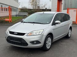 Silber Gebraucht 2010 Ford Focus Kombi | 2.980 € (Fairer Preis)