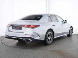 Gebraucht 2024 Mercedes E220 | 52.880 € (Guter Preis)