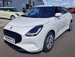 Pure white pearl Neu 2025 Suzuki Swift Club Limousine | 20.170 €