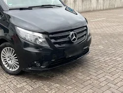 Schwarz Gebraucht 2014 Mercedes Vito Van / Kleinbus | 18.500 €