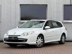 Gletscherweiss Gebraucht 2009 Renault Laguna III Expression Kombi | 5.490 € (Etwas zu teuer)