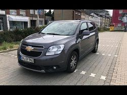 Grün Gebraucht 2011 Chevrolet Orlando SUV | 5.199 € (Etwas zu teuer)