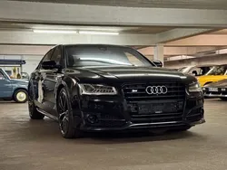Schwarz Gebraucht 2016 Audi S8 plus Design Limousine | 48.900 € (Teuer)