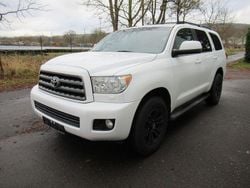 Weiß Gebraucht 2013 Toyota Sequoia SR5 SUV | 32.999 €