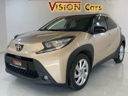 Beige Gebraucht 2023 Toyota Aygo Pulse Kleinwagen | 12.890 € (Superpreis)