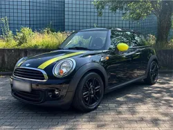Schwarz Gebraucht 2014 Mini ONE Brick Lane Kleinwagen | 7.400 € (Etwas zu teuer)