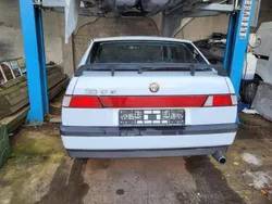 Weiß Gebraucht 1990 Alfa Romeo 33 Limousine | 4.900 €