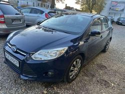 Blazerblau Gebraucht 2014 Ford Focus SYNC Edition Kombi | 4.999 € (Fairer Preis)