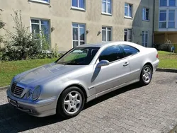 Silber Gebraucht 2000 Mercedes CLK200 Coupé | 1.500 € (Fairer Preis)