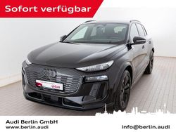 Mythosschwarz metallic Gebraucht 2025 Audi Q6 e-tron Ambiente SUV | 85.700 €