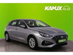 Silber Gebraucht 2024 Hyundai i30 Trend Limousine | 17.250 € (Superpreis)