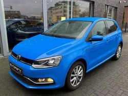 Blau Gebraucht 2015 VW Polo LOUNGE Limousine | 7.450 € (Guter Preis)