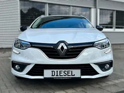 Weiß Gebraucht 2019 Renault Mégane GrandTour LIMITED Kombi | 10.999 € (Guter Preis)