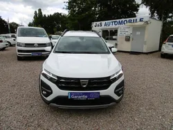 Weiß Gebraucht 2022 Dacia Jogger Comfort Kombi | 16.480 € (Guter Preis)