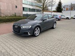 Grau Gebraucht 2017 Audi A3 Sport Limousine | 10.999 € (Fairer Preis)