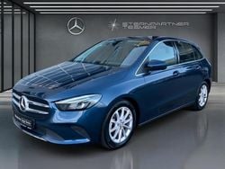 Blau Gebraucht 2019 Mercedes 180 Limousine | 20.990 € (Guter Preis)